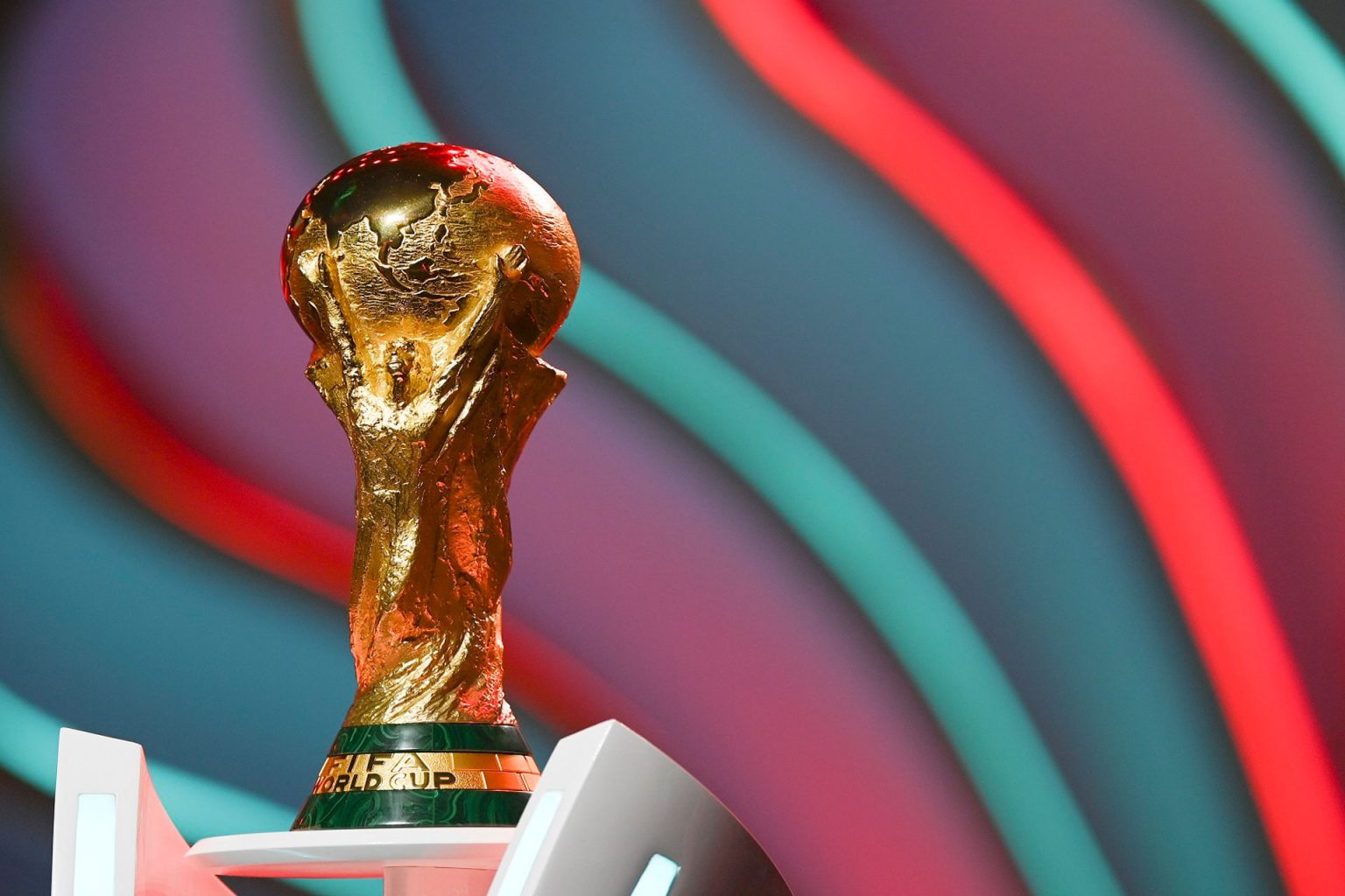 كأس العالم معروض في العاصة القطرية الدوحة